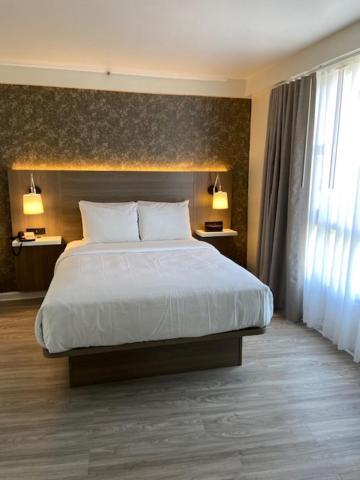 Garden Inn & Suites - Jfk Нью-Йорк Экстерьер фото